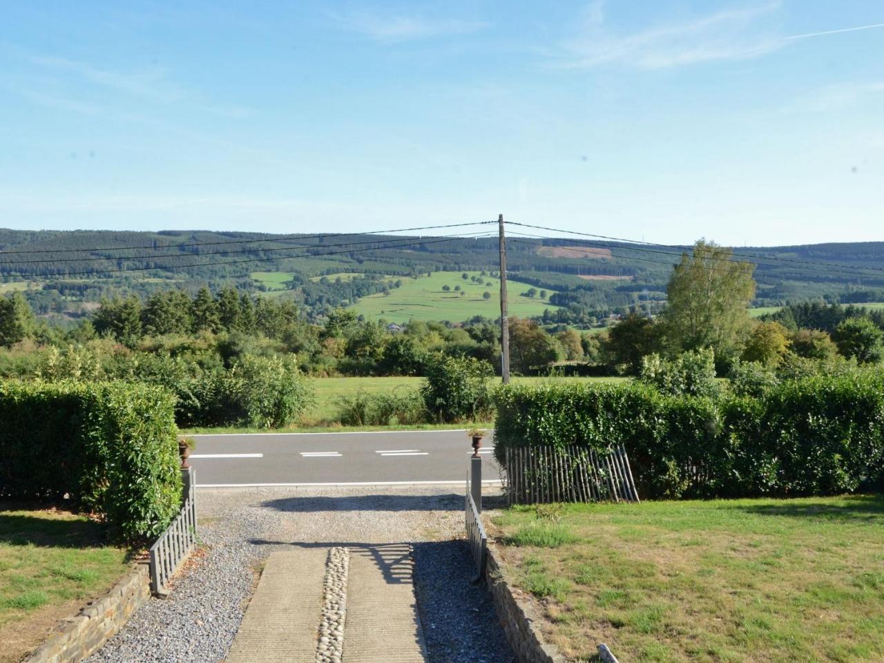 Gorgeous Holiday Home In Stoumont With Garden Eksteriør bilde